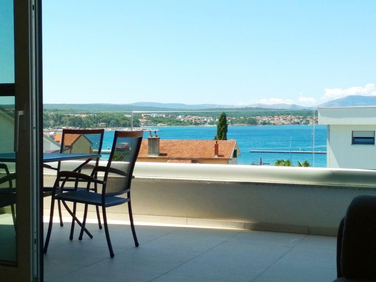 Apartment Pipe Малинска Экстерьер фото